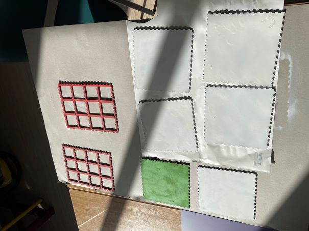 49. boite en pieces peintes